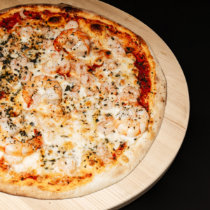 Pizza aux crevettes et ail