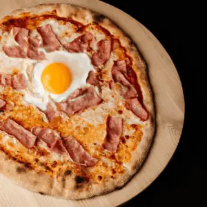 Pizza Jo avec jambon et œuf